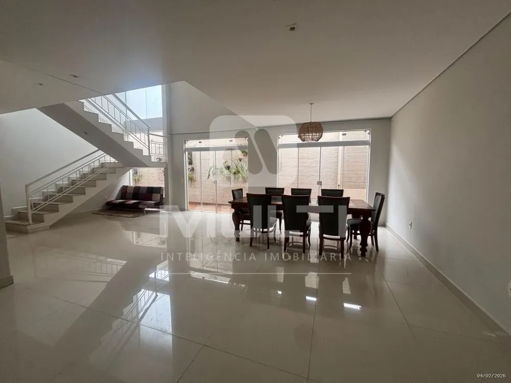 Casa, 4 quartos, 225 m² - Foto 7