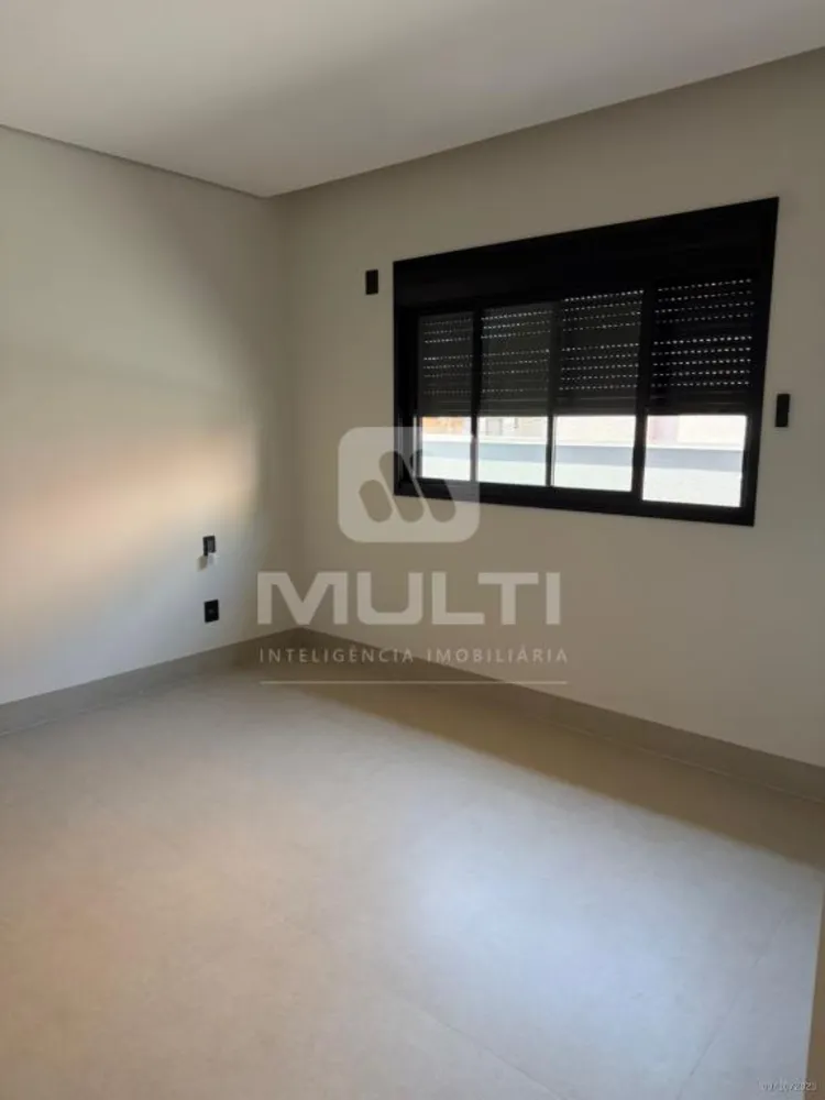 Casa, 3 quartos, 325 m² - Foto 3