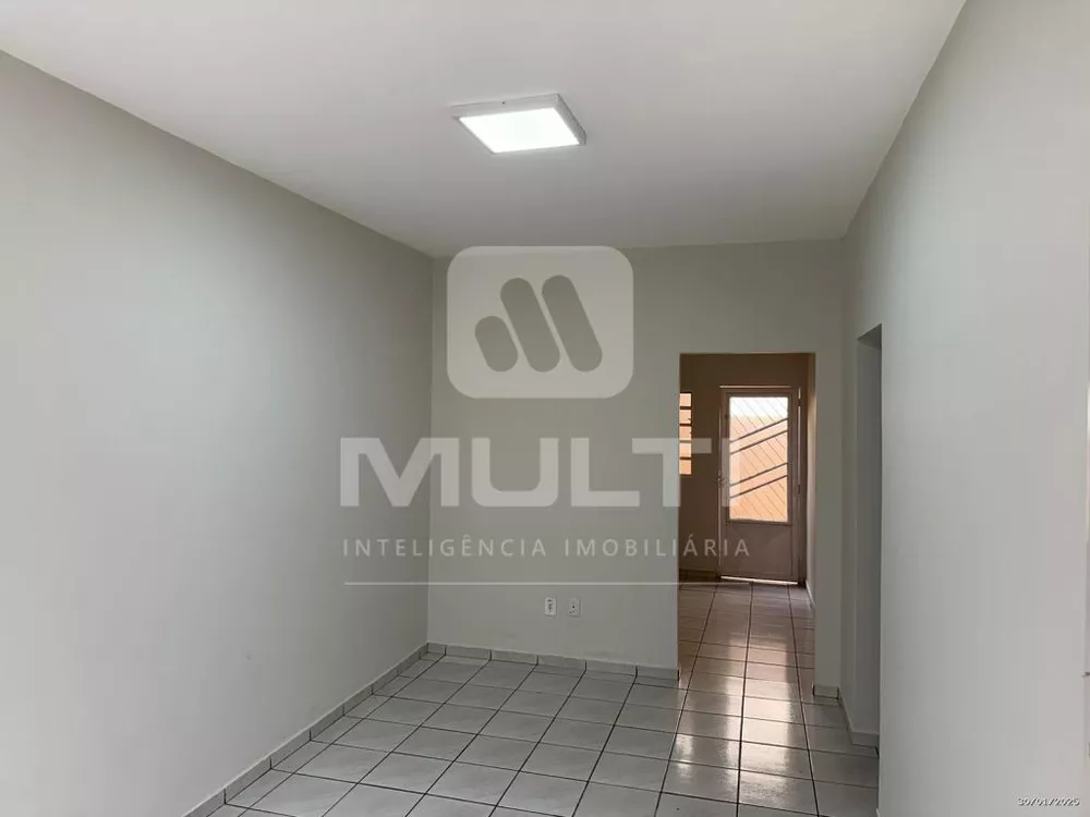 Casa, 2 quartos, 70 m² - Foto 2