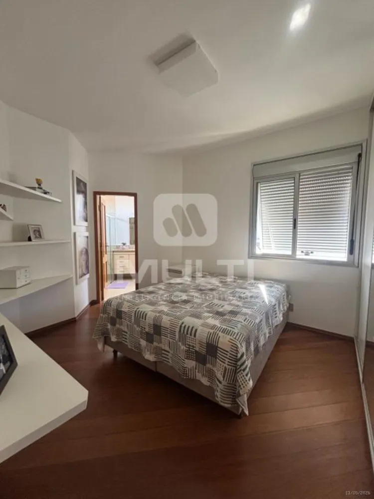 Casa, 6 quartos, 375 m² - Foto 6