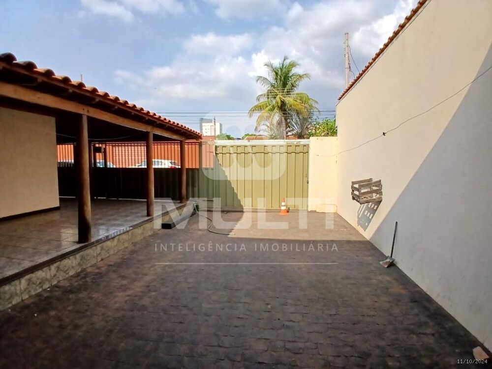 Casa à venda com 2 quartos, 124m² - Foto 20