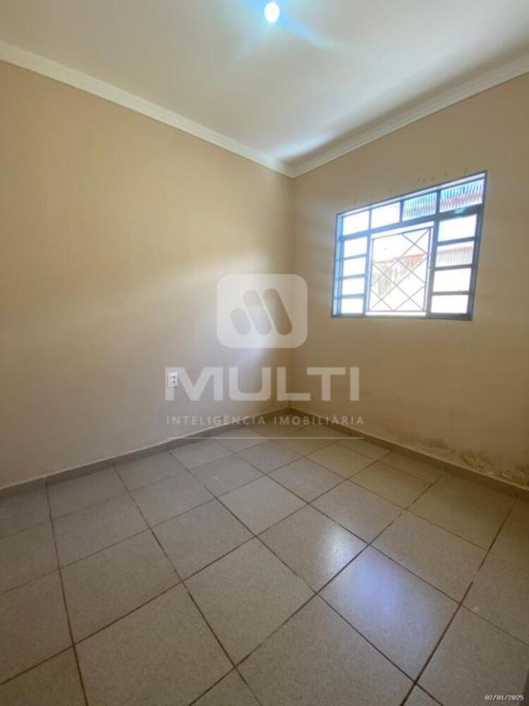 Casa, 6 quartos, 60 m² - Foto 9