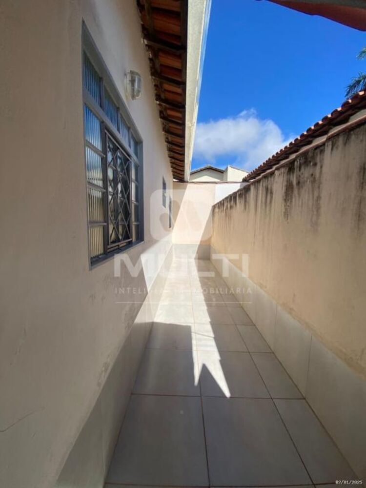 Casa, 6 quartos, 60 m² - Foto 4