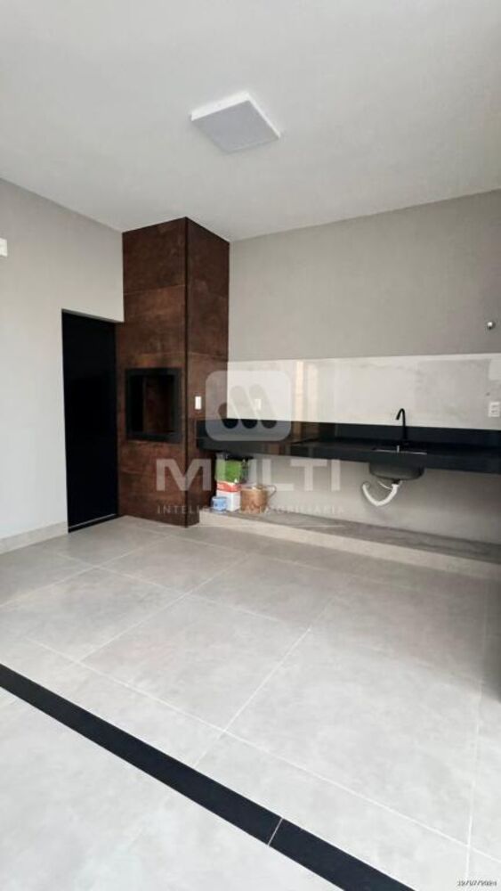 Casa à venda com 3 quartos, 150m² - Foto 5