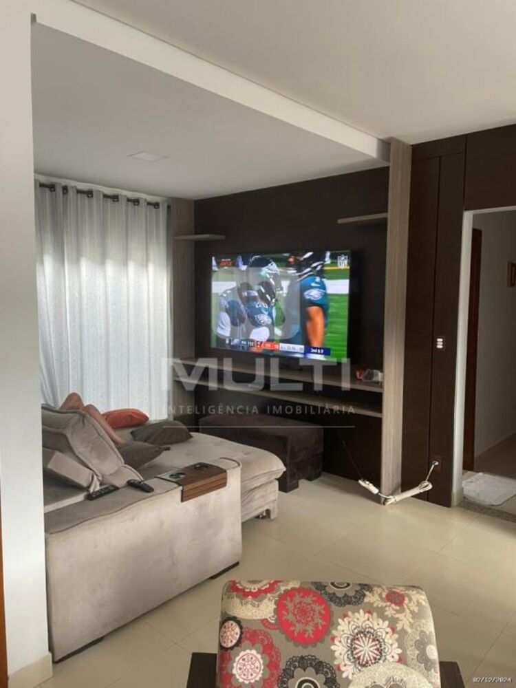 Casa, 3 quartos, 310 m² - Foto 2