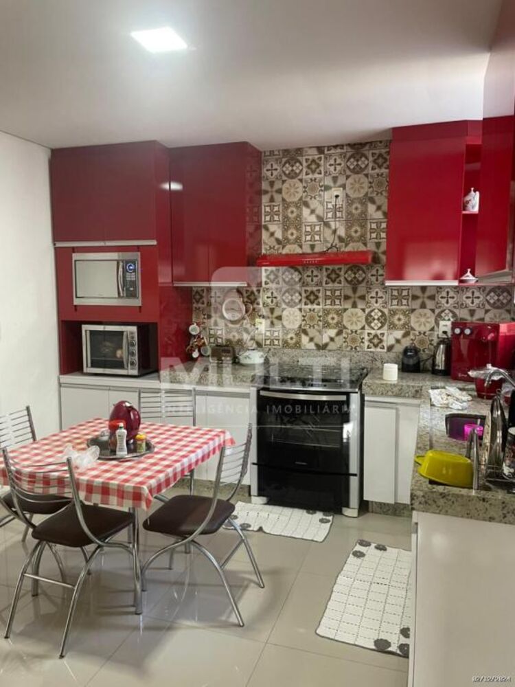 Casa, 3 quartos, 310 m² - Foto 12