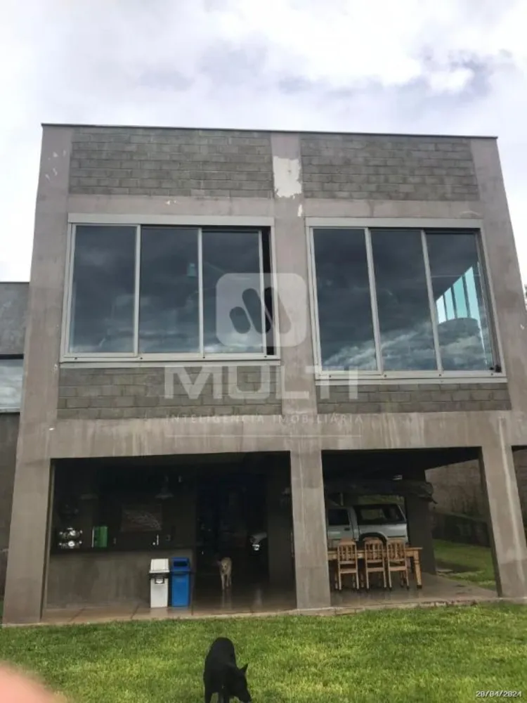 Casa, 3 quartos, 357 m² - Foto 4