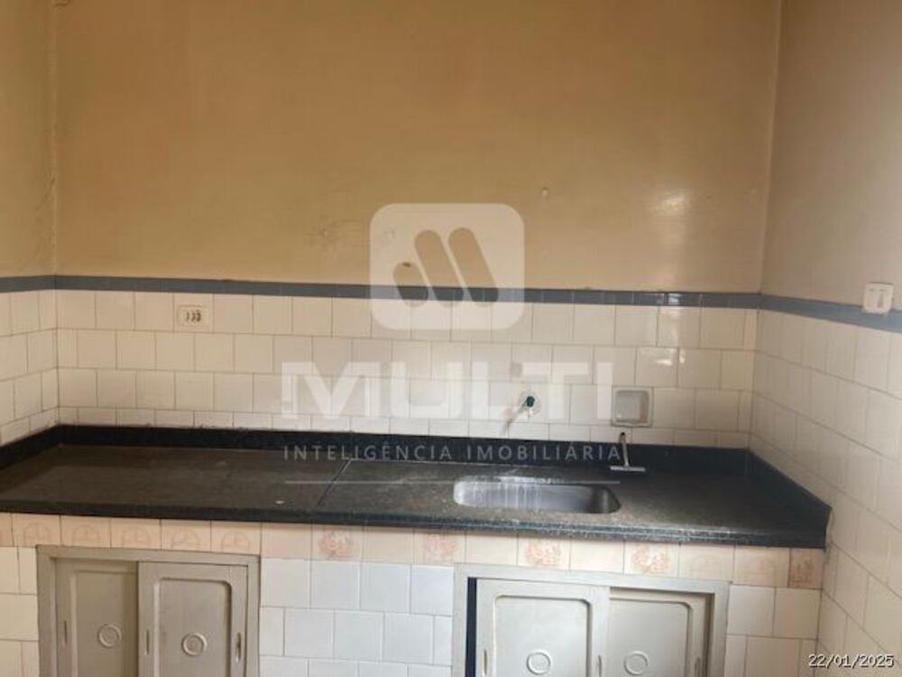 Casa, 3 quartos, 180 m² - Foto 1