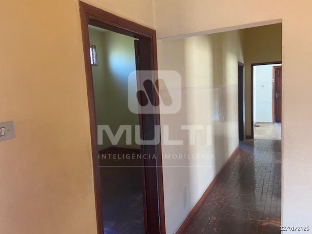 Casa, 3 quartos, 180 m² - Foto 2