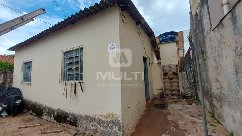 Casa à venda com 2 quartos, 130m² - Foto 7