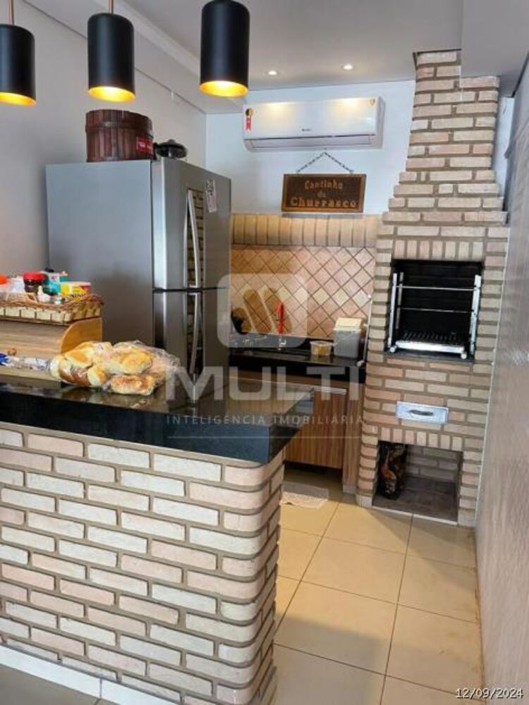 Casa, 4 quartos, 154 m² - Foto 2