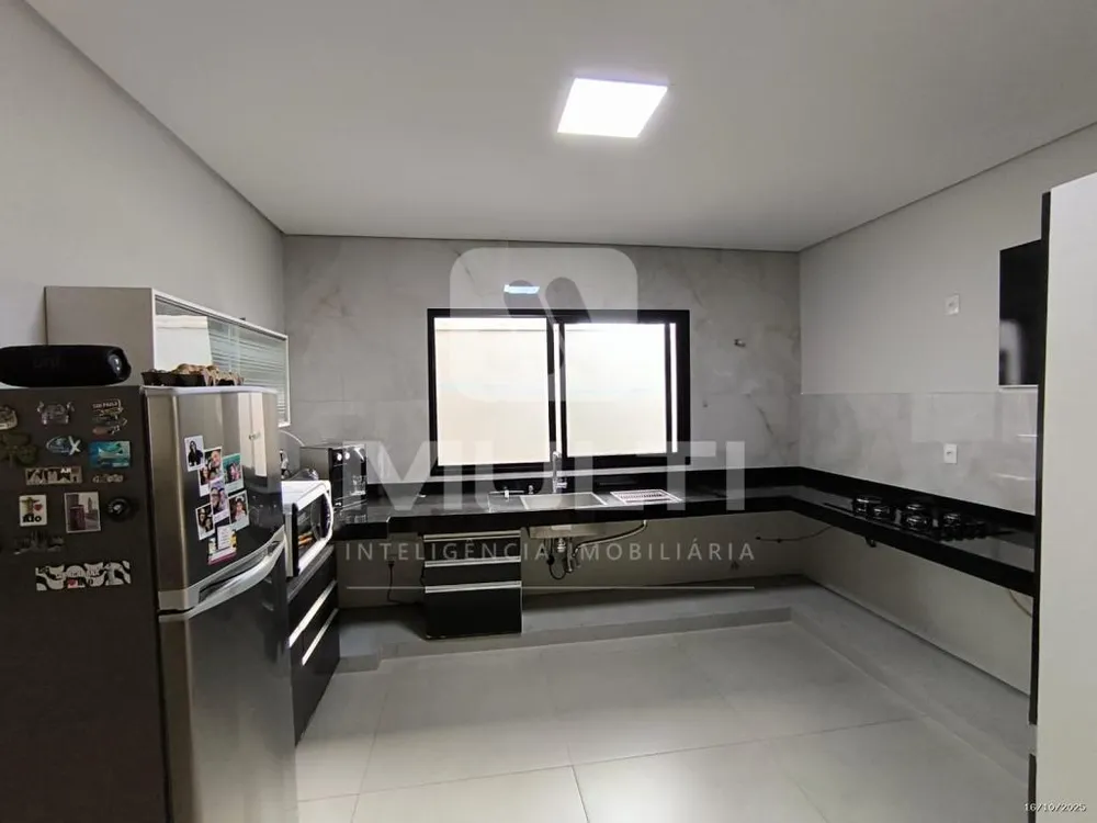 Casa, 3 quartos, 230 m² - Foto 6
