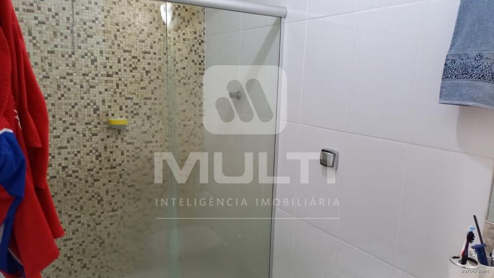 Casa à venda com 2 quartos, 300m² - Foto 8
