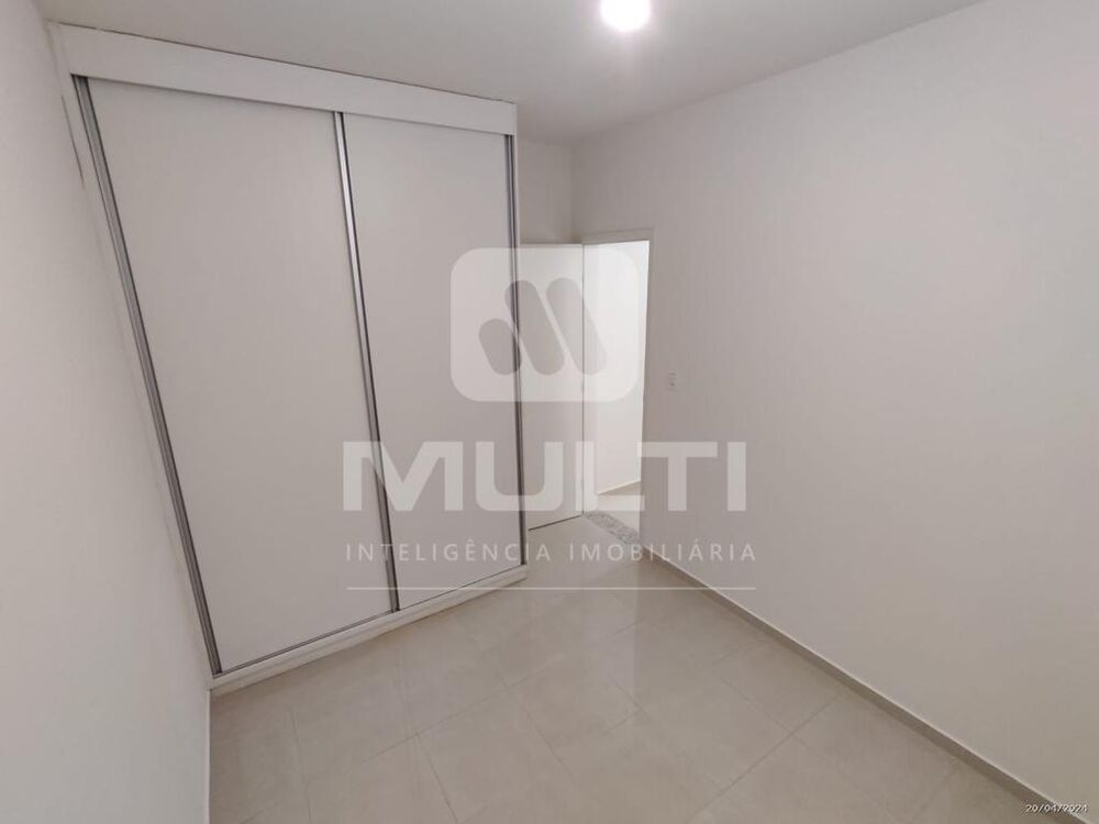 Apartamento à venda com 2 quartos, 69m² - Foto 18