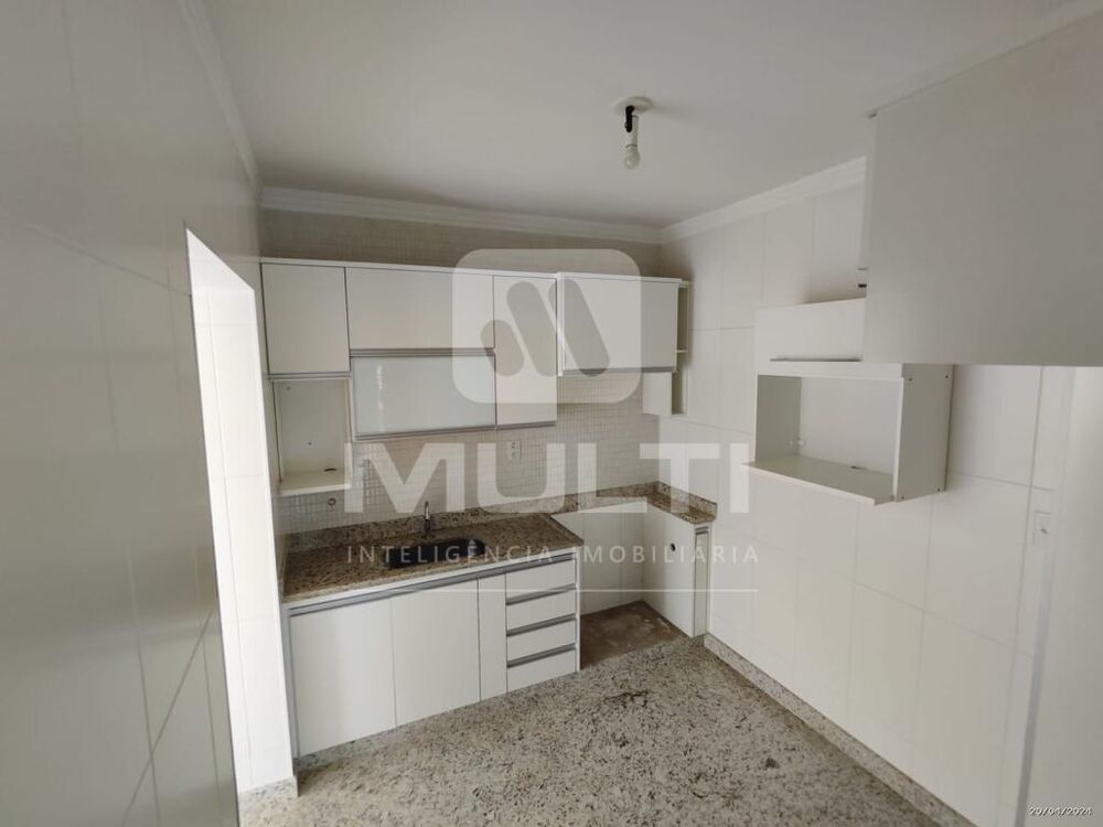 Apartamento à venda com 2 quartos, 69m² - Foto 13