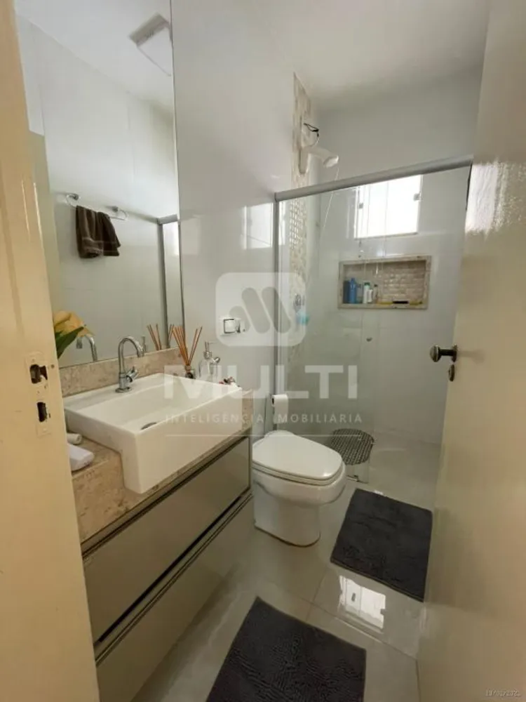 Casa, 3 quartos, 197 m² - Foto 4