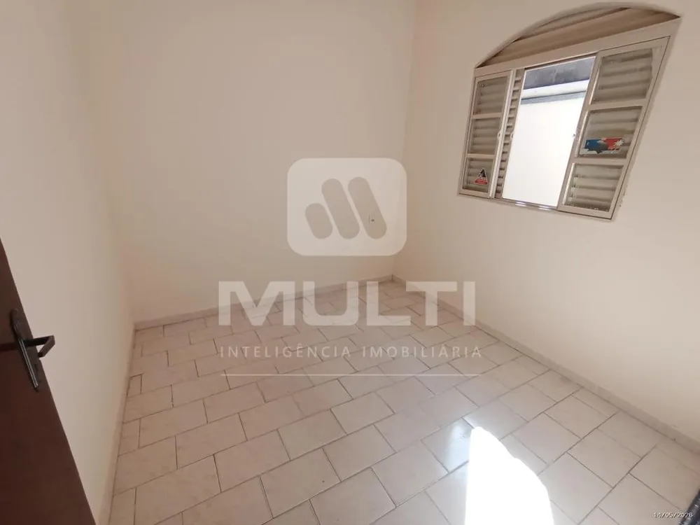 Casa, 4 quartos, 207 m² - Foto 3