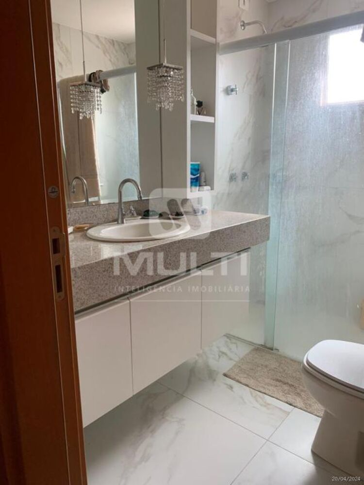 Apartamento à venda com 3 quartos, 156m² - Foto 7