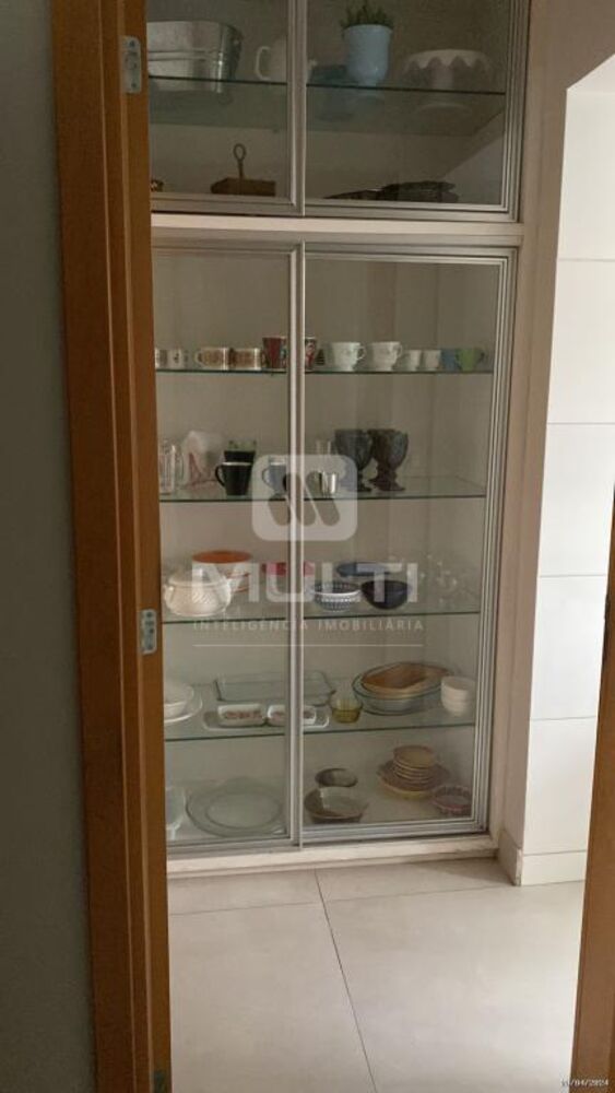 Apartamento à venda com 3 quartos, 156m² - Foto 5
