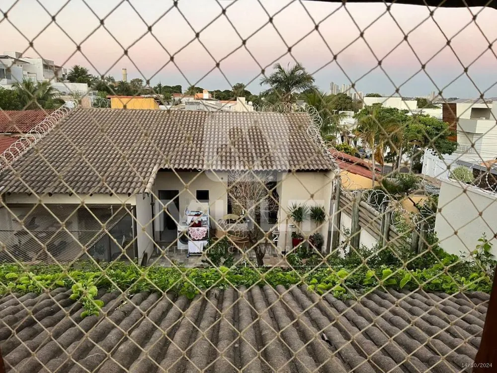 Casa, 5 quartos, 250 m² - Foto 2