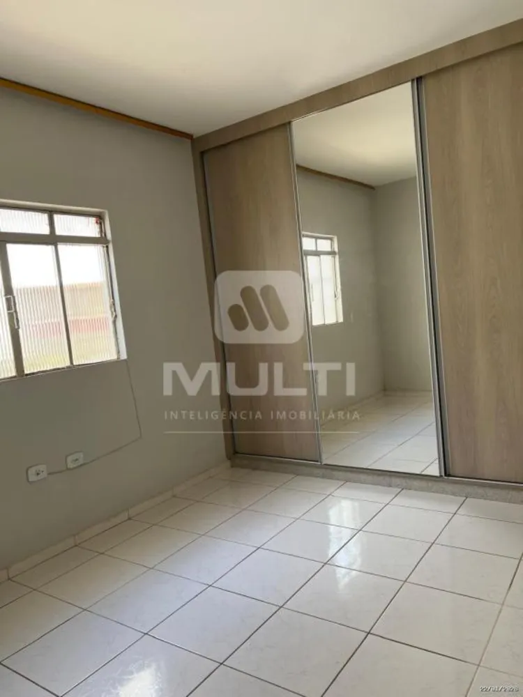 Casa, 3 quartos, 200 m² - Foto 3