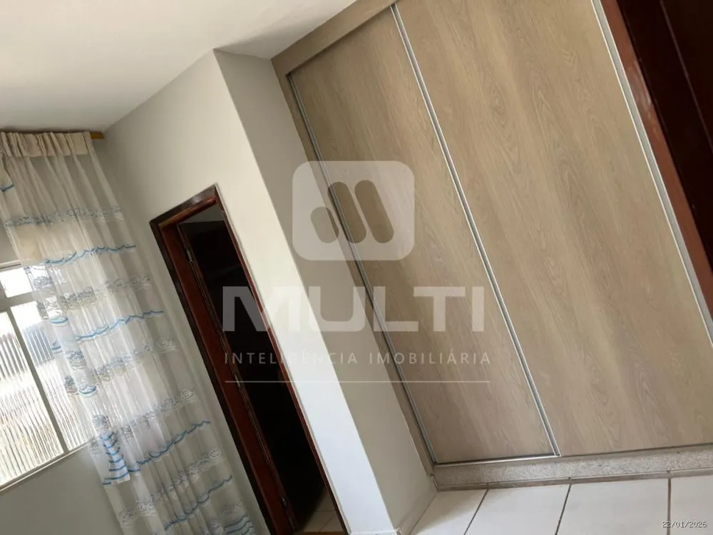Casa, 3 quartos, 200 m² - Foto 4