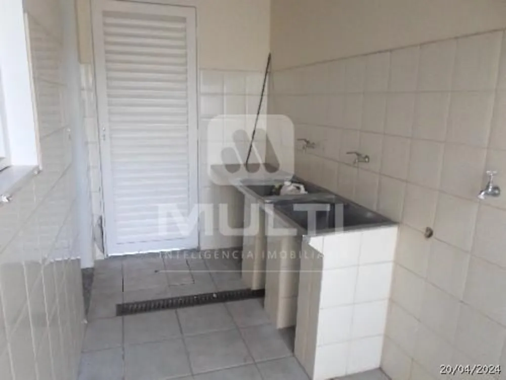 Casa, 4 quartos, 331 m² - Foto 9