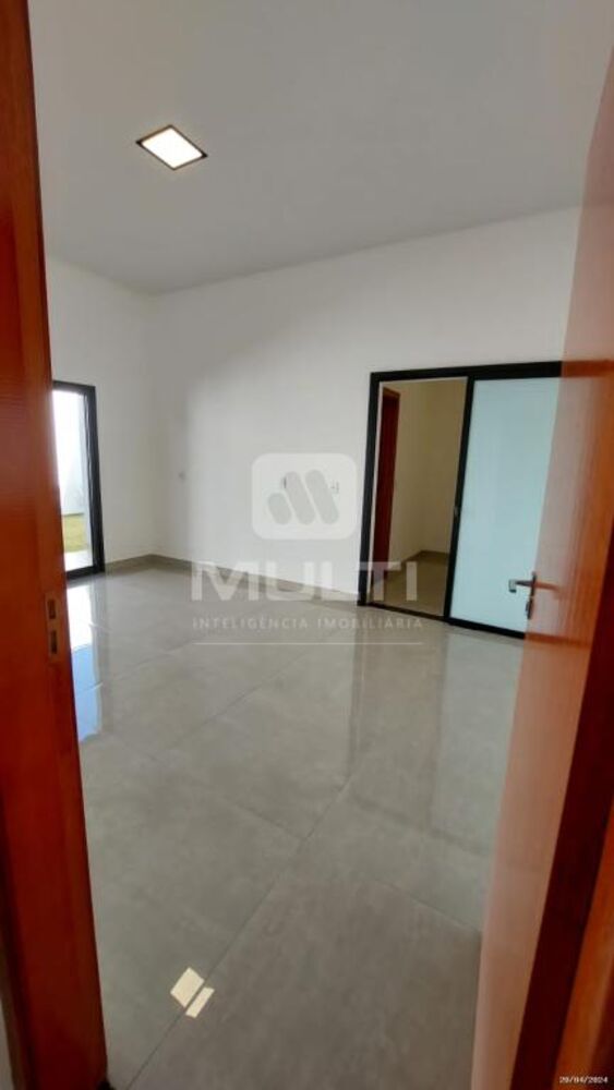 Casa à venda com 3 quartos, 180m² - Foto 6