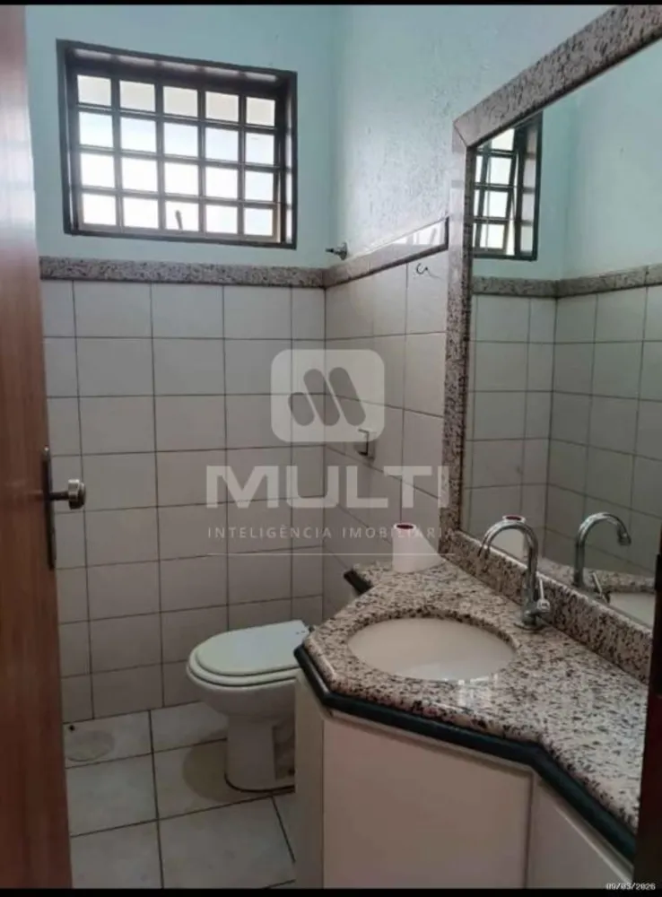 Casa, 3 quartos, 200 m² - Foto 2