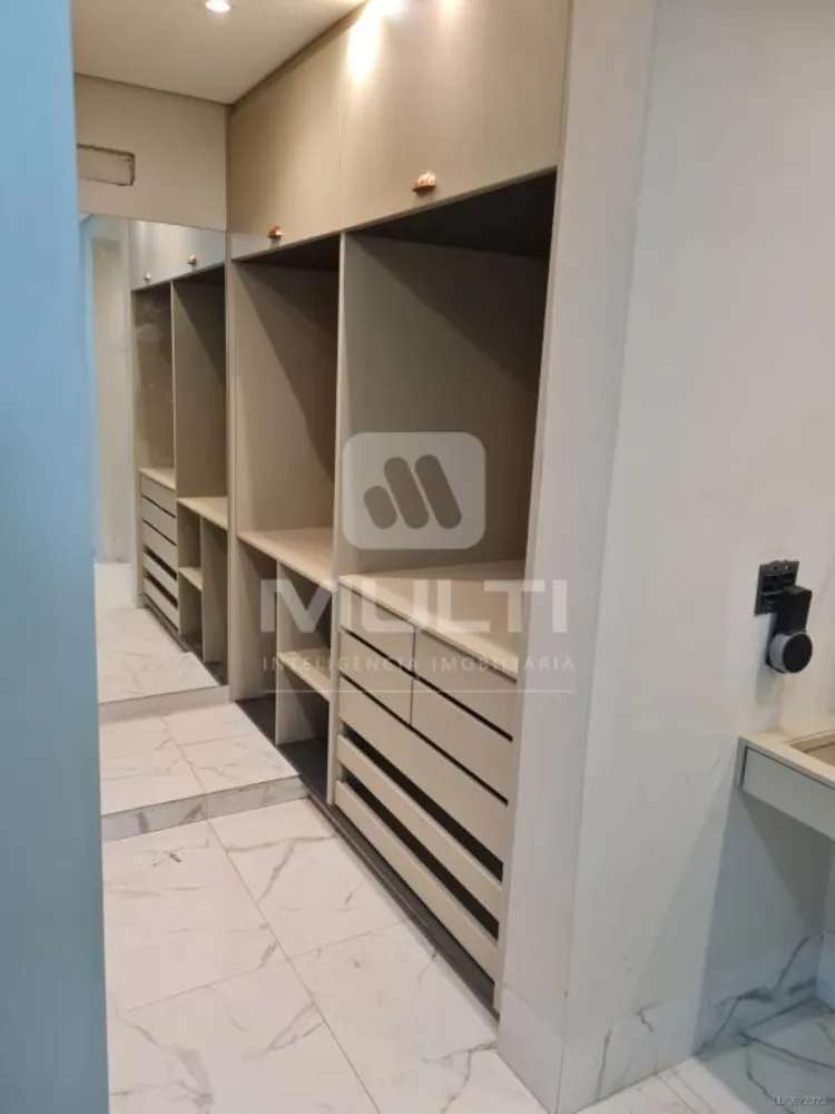 Cobertura, 3 quartos, 280 m² - Foto 4