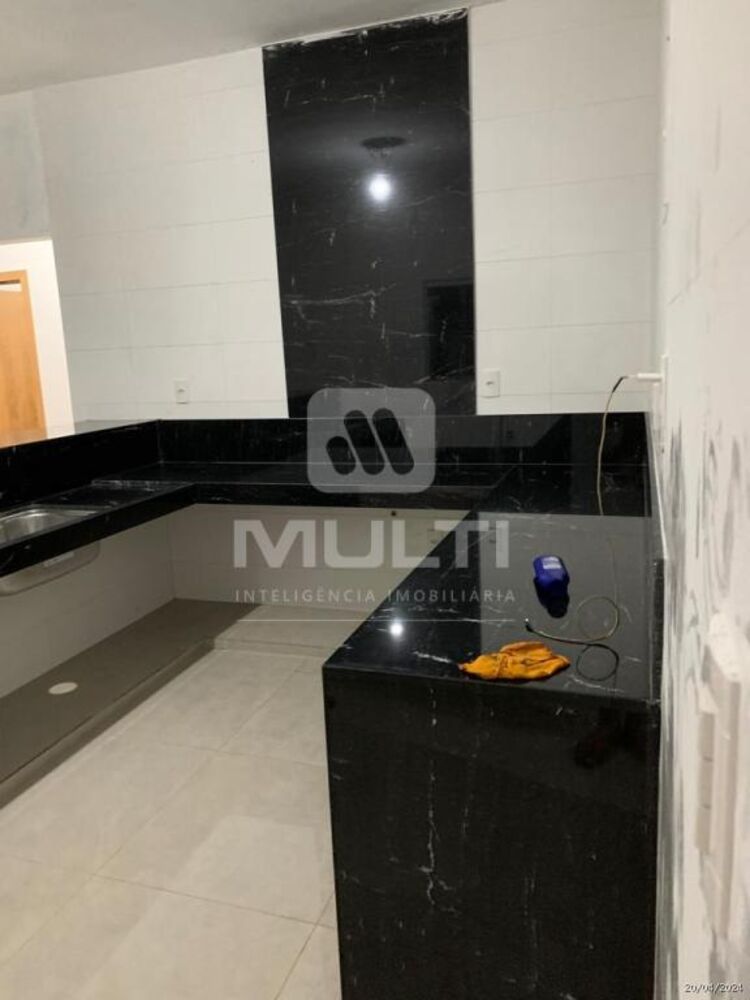 Casa, 3 quartos, 151 m² - Foto 2