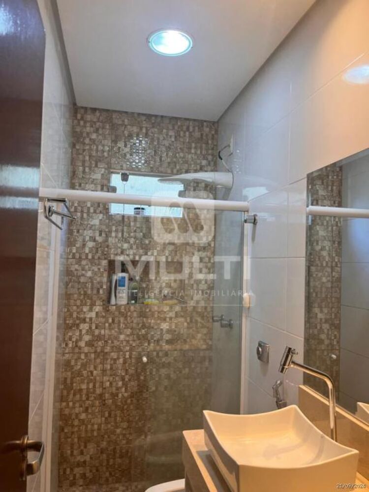 Casa, 3 quartos, 200 m² - Foto 2