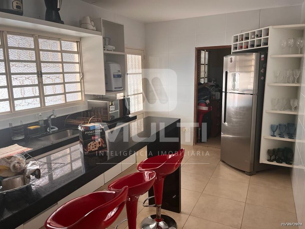 Casa, 3 quartos, 200 m² - Foto 6