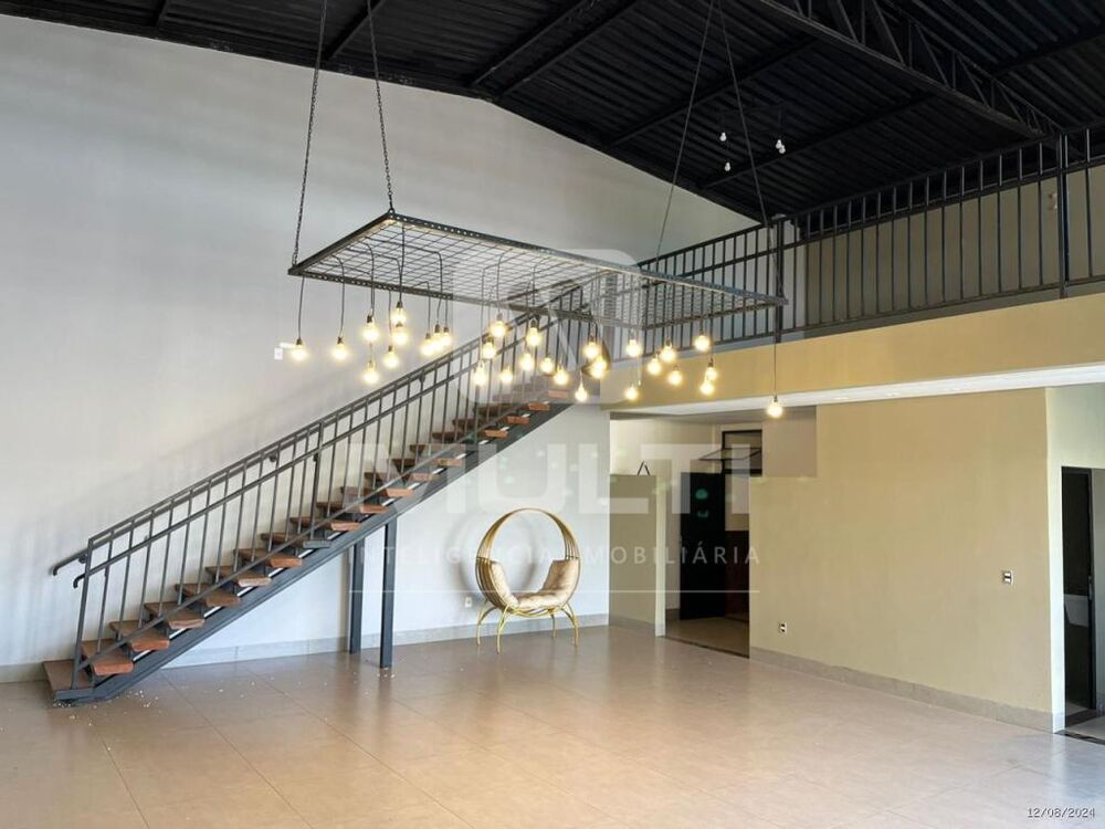 Casa, 1 quarto, 204 m² - Foto 2