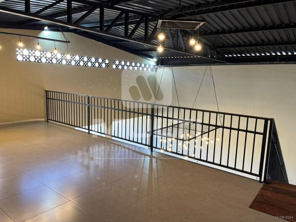 Casa, 1 quarto, 204 m² - Foto 4