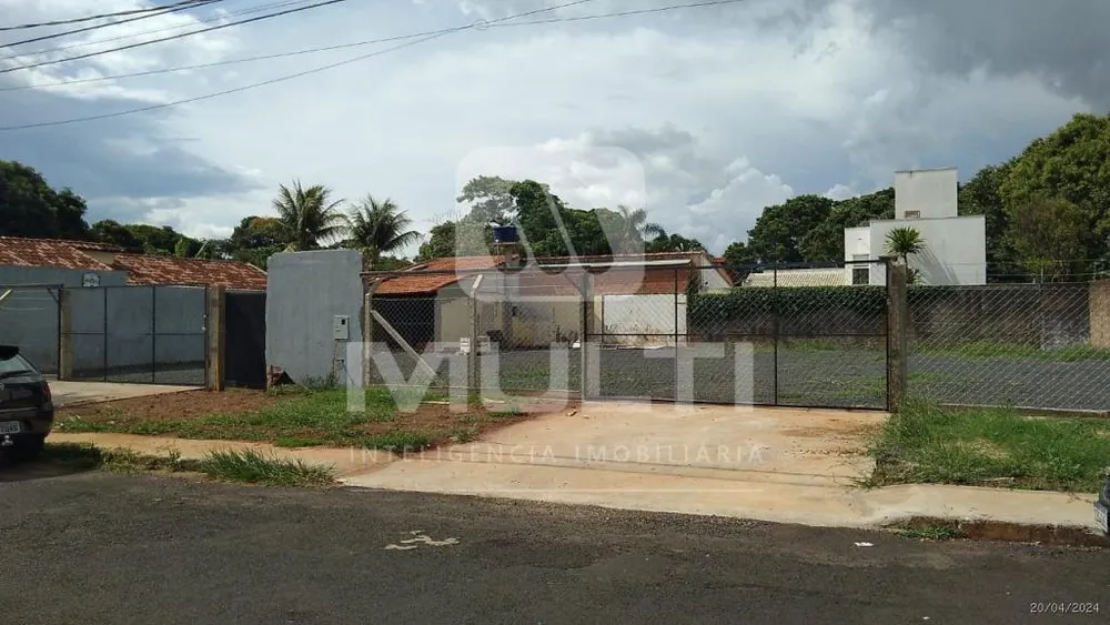 Casa, 4 quartos, 323 m² - Foto 2