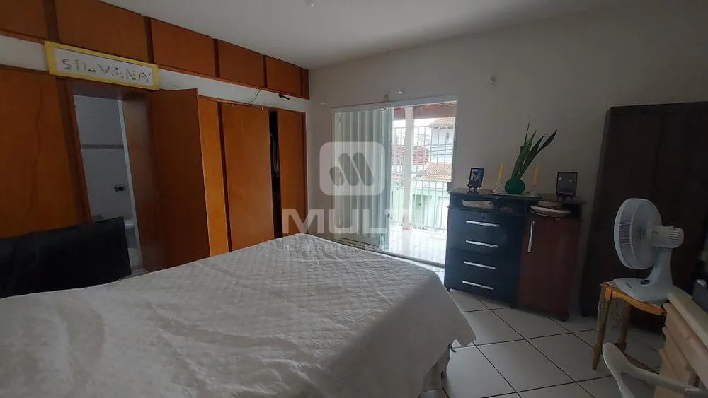 Casa, 4 quartos, 323 m² - Foto 8