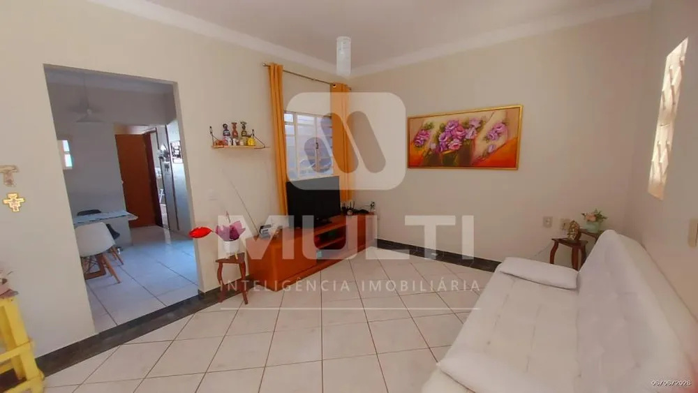 Casa, 3 quartos, 155 m² - Foto 1