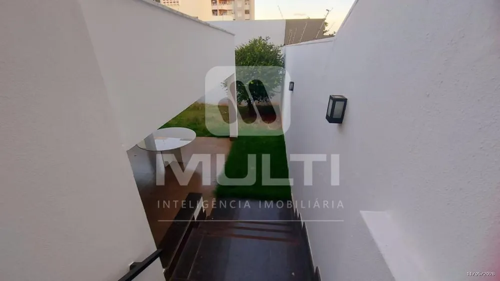 Casa, 3 quartos, 258 m² - Foto 10