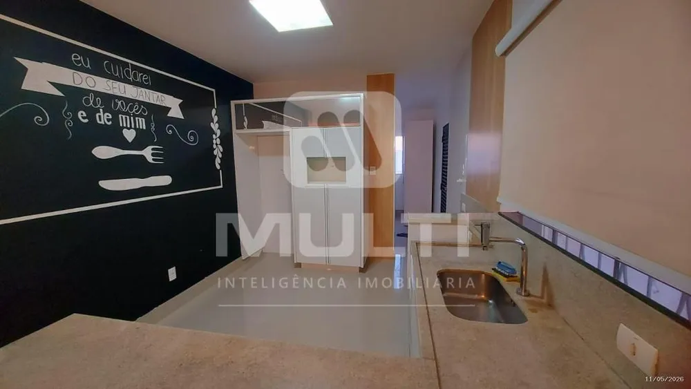 Casa, 3 quartos, 258 m² - Foto 2