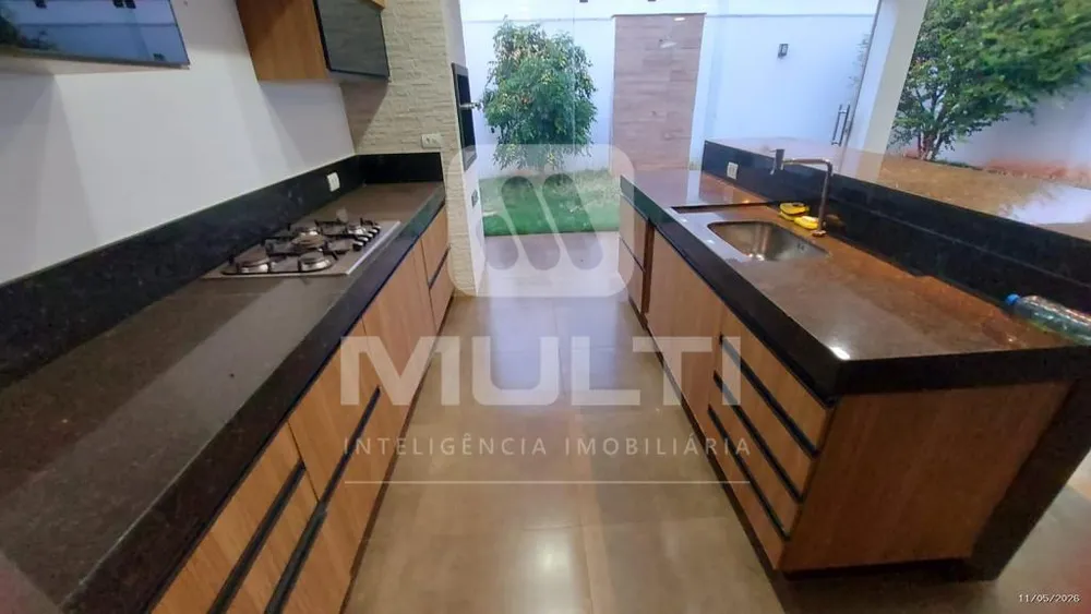 Casa, 3 quartos, 258 m² - Foto 7