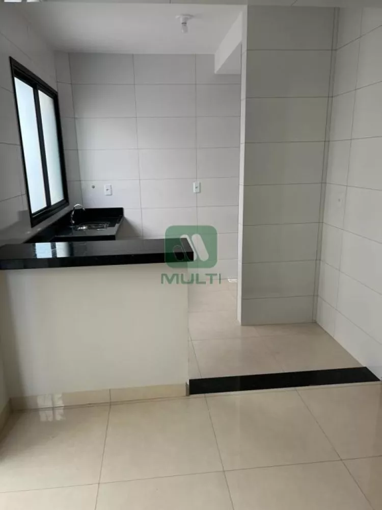 Apartamento à venda com 2 quartos, 55m² - Foto 7