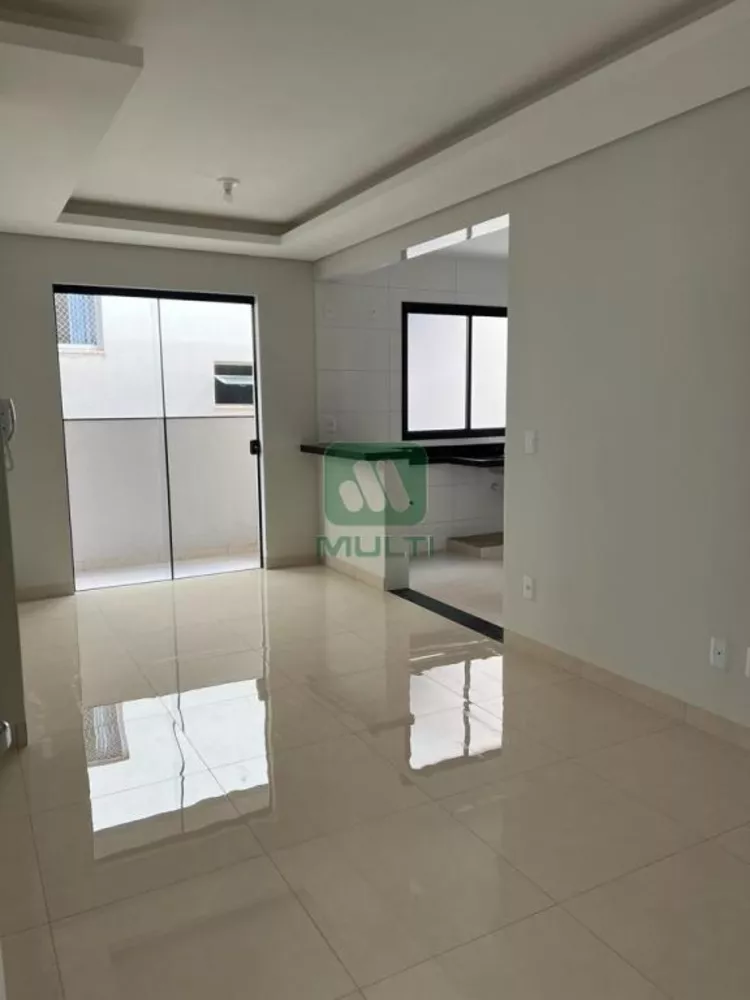 Apartamento à venda com 2 quartos, 55m² - Foto 1