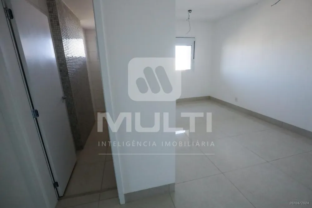 Apartamento, 3 quartos, 137 m² - Foto 2