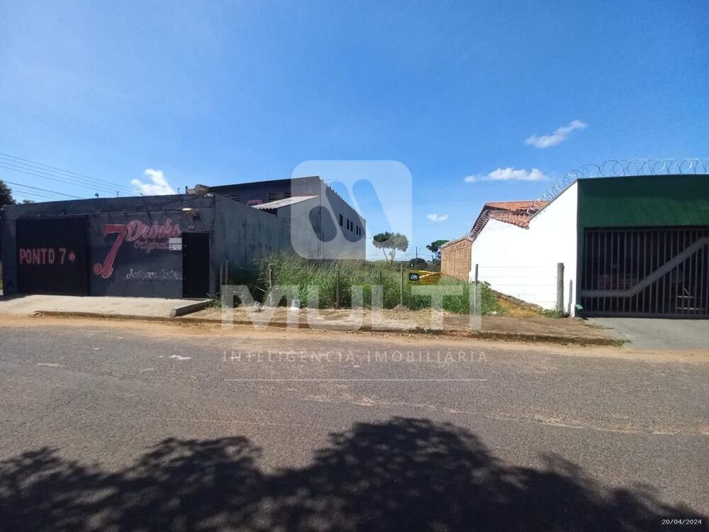 Terreno, 300 m² - Foto 1
