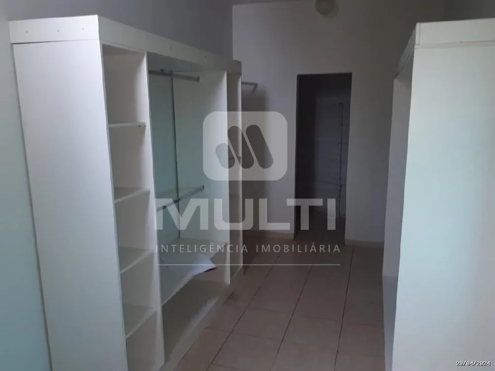 Casa, 3 quartos, 360 m² - Foto 4