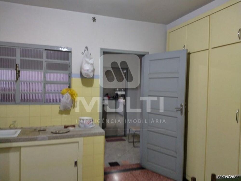 Casa, 2 quartos, 330 m² - Foto 7