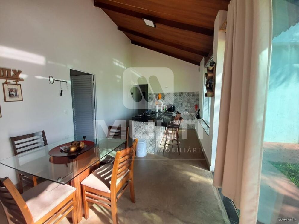 Chácara à venda com 6 quartos, 500m² - Foto 15