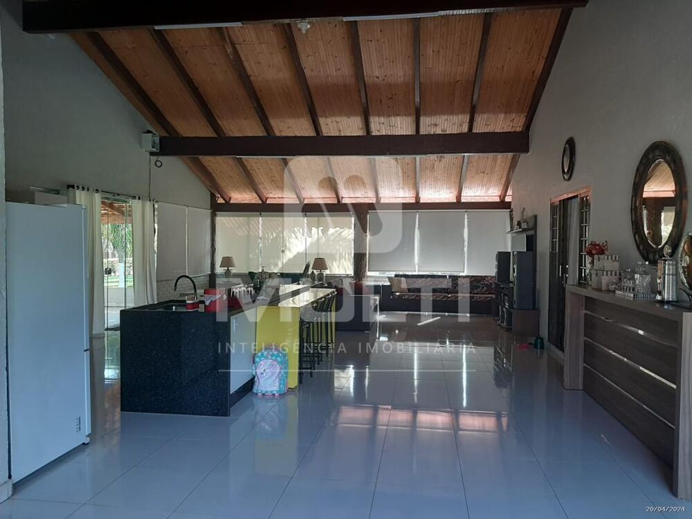 Chácara à venda com 6 quartos, 500m² - Foto 24