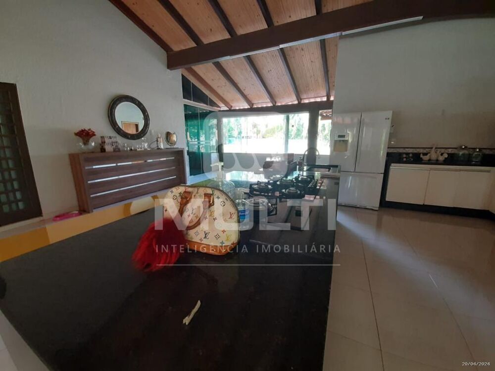 Chácara à venda com 6 quartos, 500m² - Foto 3